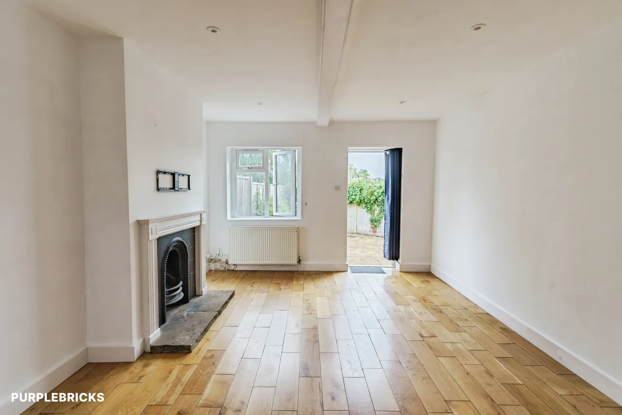 Common Road, Redhill, RH1, photo 31