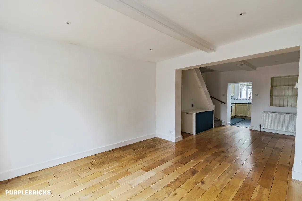 Common Road, Redhill, RH1, photo 34