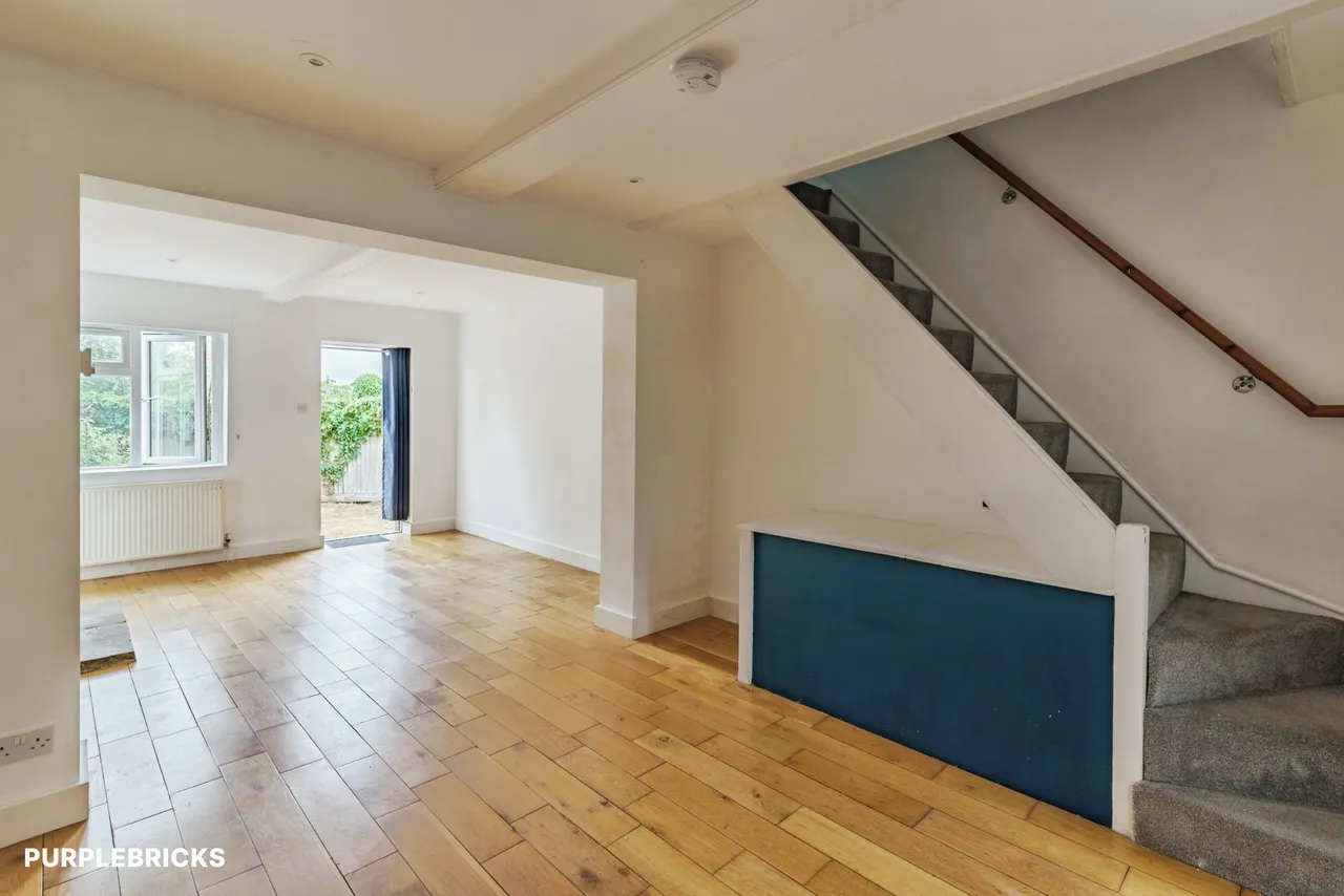 Common Road, Redhill, RH1, photo 33