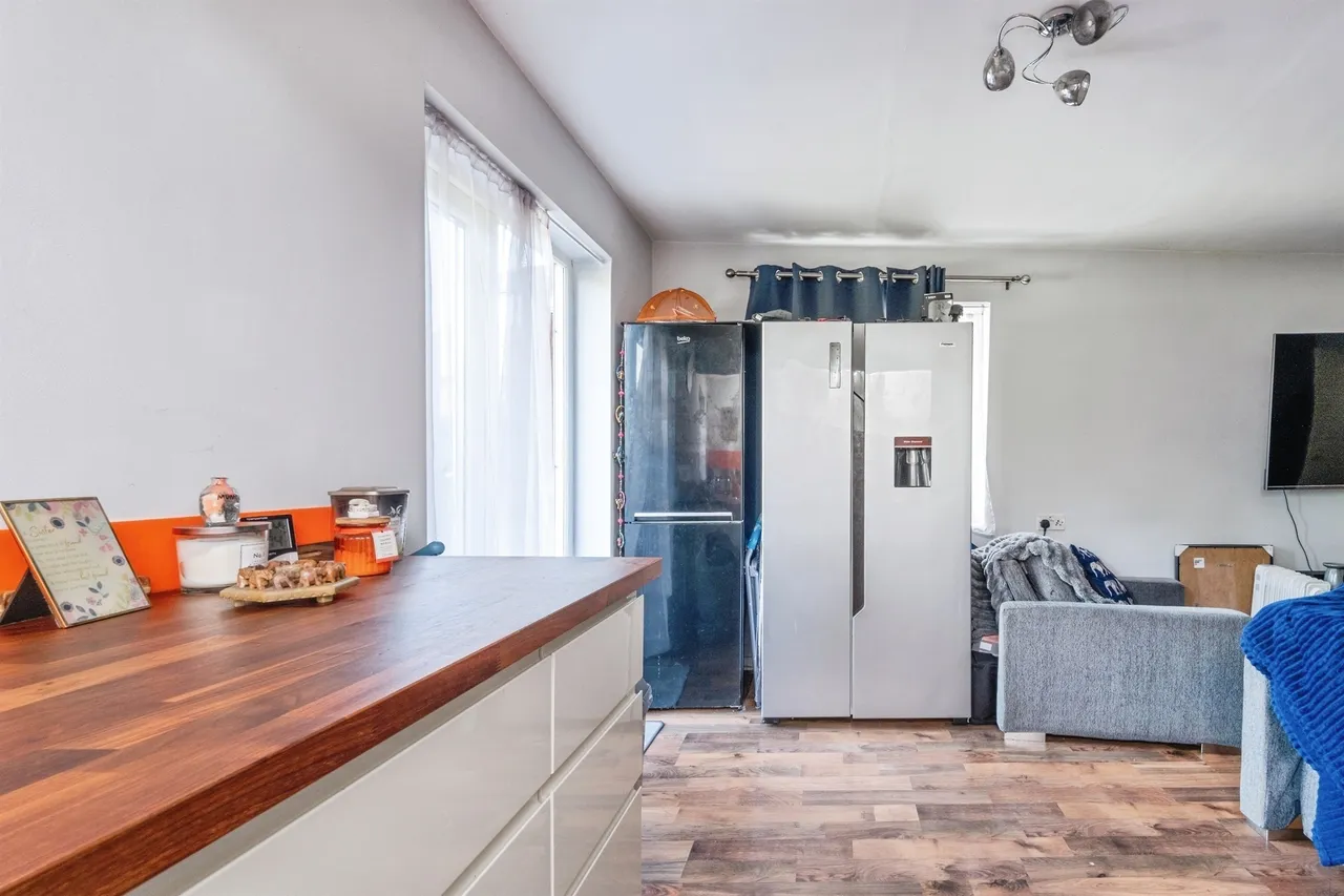 Coopers Mews, Neath Hill, MK14, photo 6