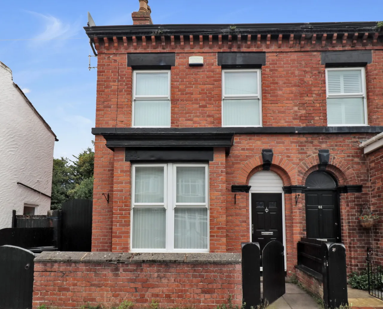 3 bed house for sale — Bromborough Road, Bebington, CH63