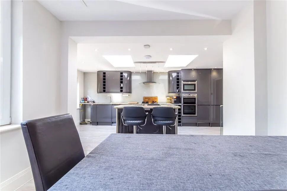 Riddlesdown Avenue, Purley, CR8, photo 5
