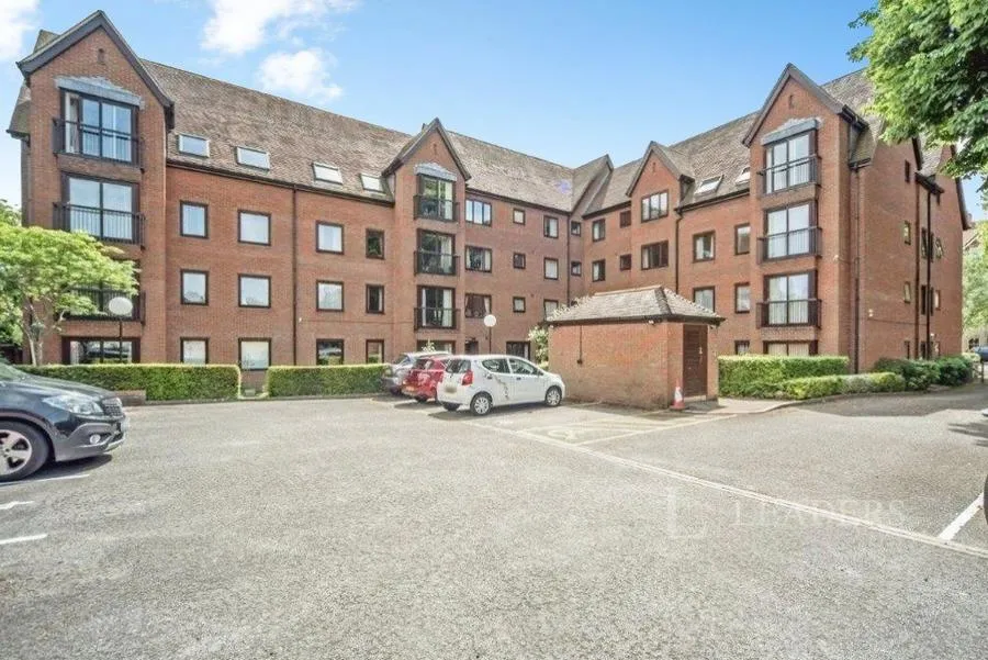 Warwick Avenue, Bedford, MK40, photo 16