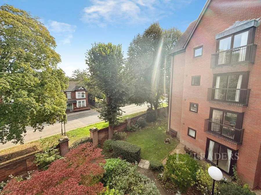 Warwick Avenue, Bedford, MK40, photo 13