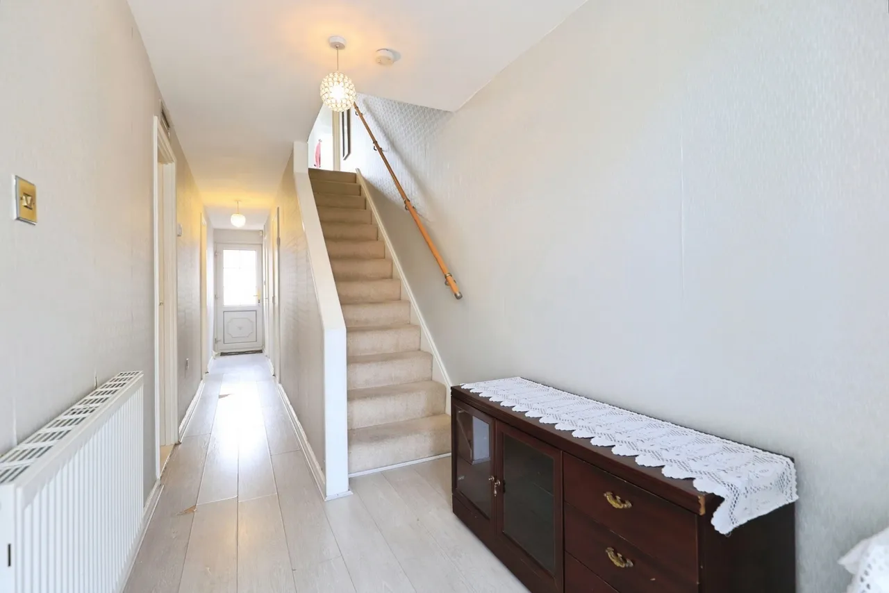 Catisfield Crescent, Pendeford, WV8, photo 9