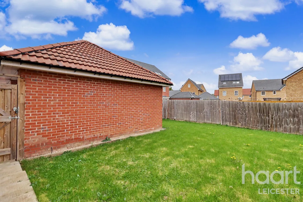 Somerset Avenue, Leicester, LE4, photo 32