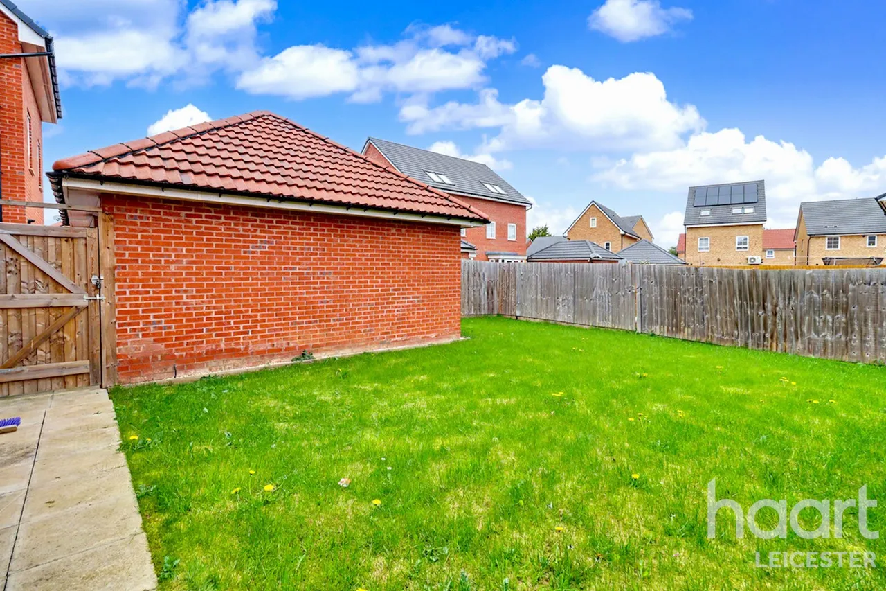 Somerset Avenue, Leicester, LE4, photo 33