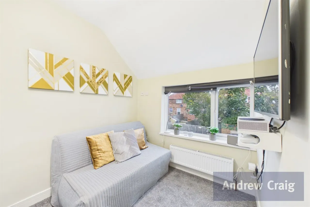 Meldon Gardens, Lobley Hill, NE11, photo 17