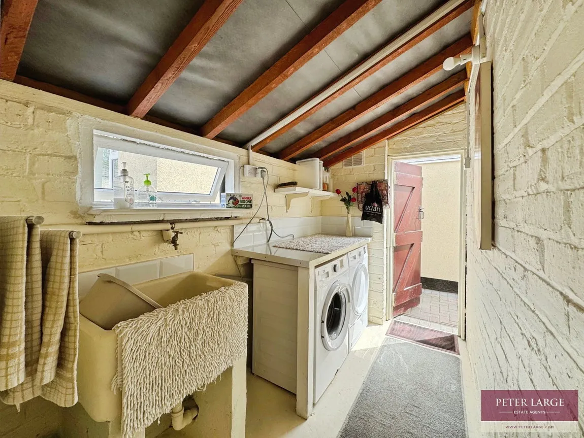 Regent Road, Rhyl, Denbighshire, LL18 4BA, photo 18