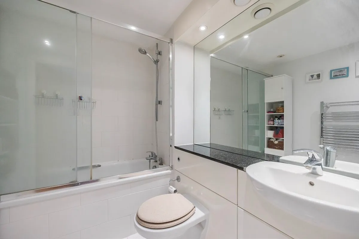 17 Seagull Lane, London, E16 1BH, photo 12