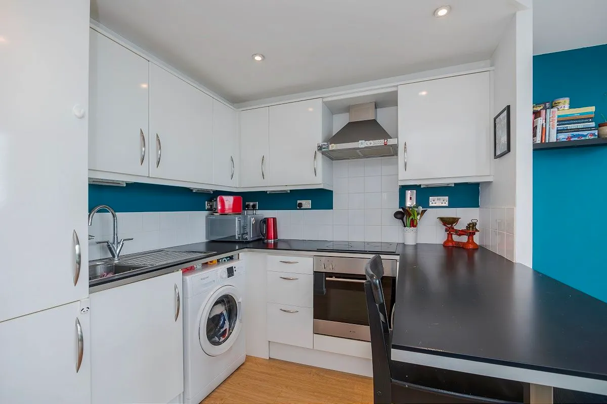 17 Seagull Lane, London, E16 1BH, photo 3