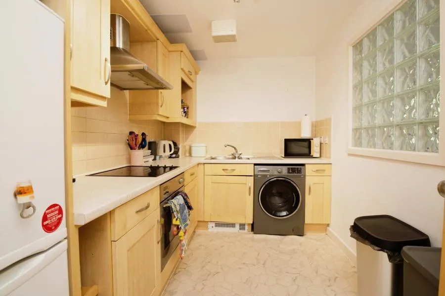 Longueil Close, Caerdydd, CF10, photo 3