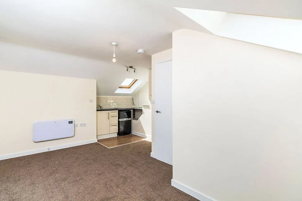 The Hill, Northfleet, Kent, DA11, photo 4