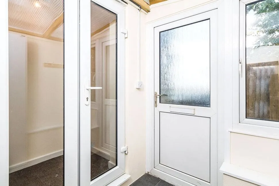 flat to rent — The Hill, Northfleet, Kent, DA11