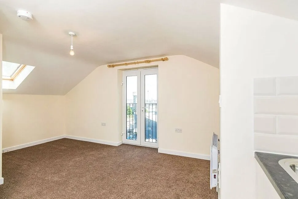 The Hill, Northfleet, Kent, DA11, photo 3