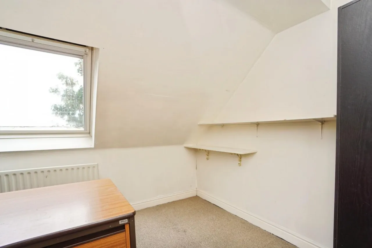 Moor End Road, Commonside, Sheffield, photo 11