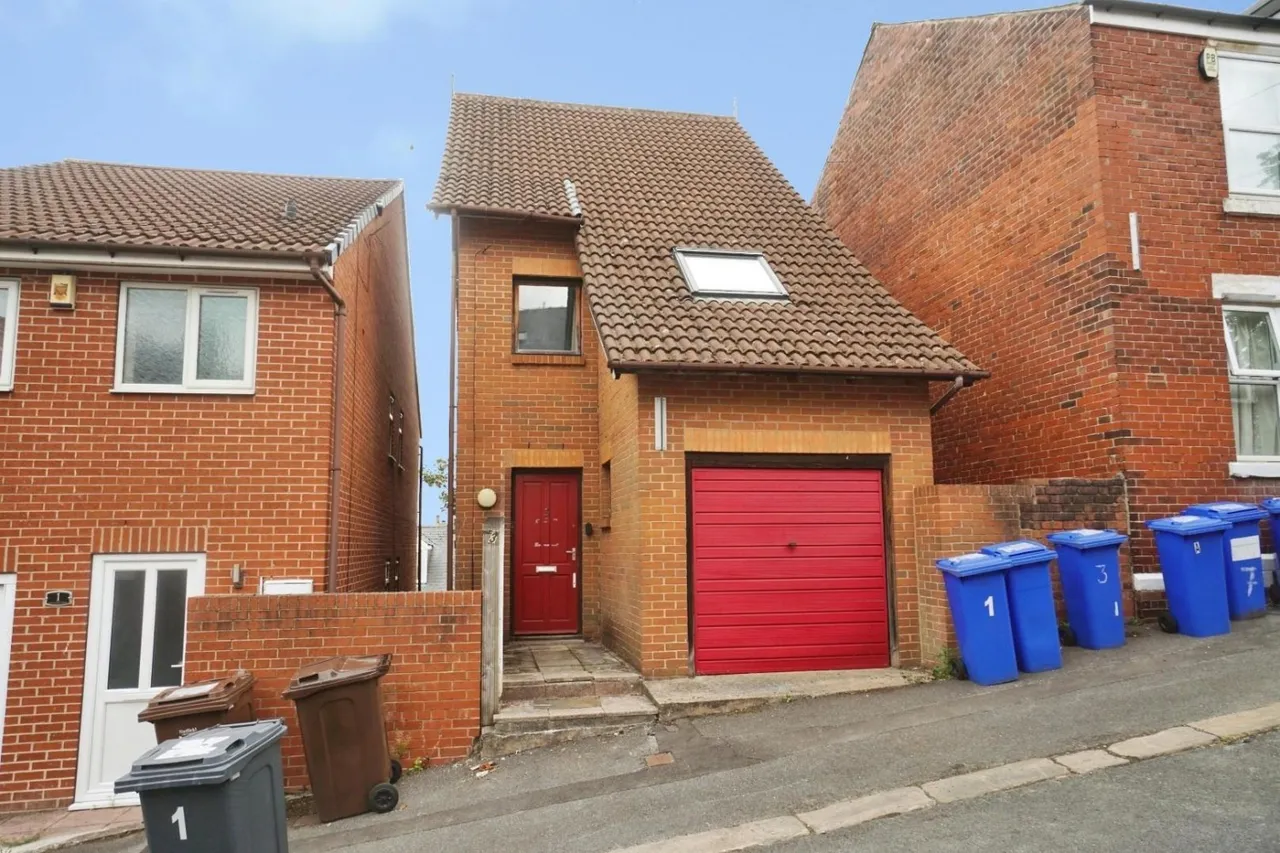 Moor End Road, Commonside, Sheffield, photo 6