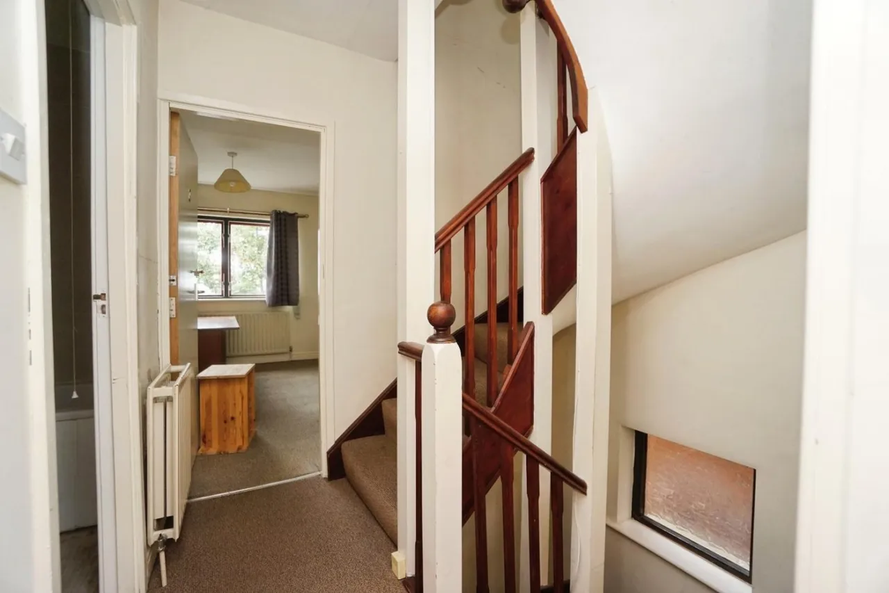 Moor End Road, Commonside, Sheffield, photo 9