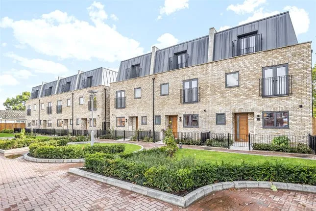4 bed house to rent, Harrow View, Harrow, HA1