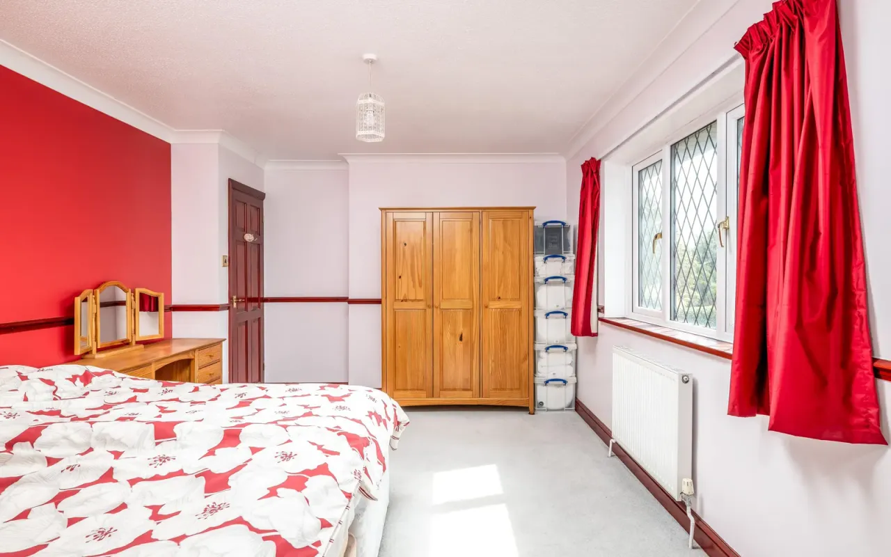 Renhold Road, Wilden, photo 13