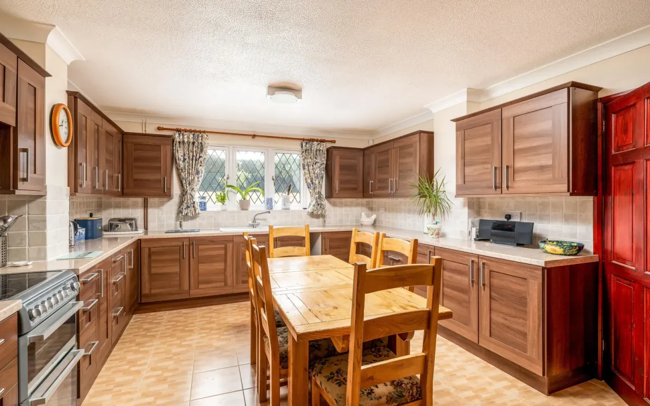 Renhold Road, Wilden, photo 7