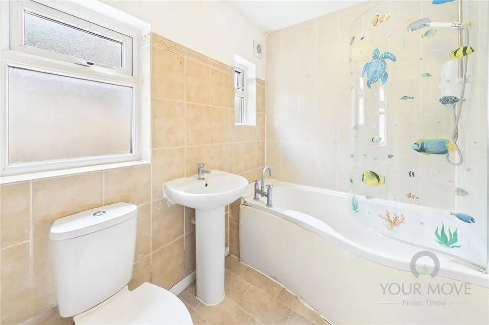 Bath Road, Kettering, Northamptonshire, NN16, photo 9