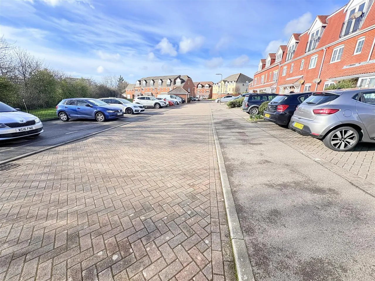 Chadwick Way, Hamble, Southampton, photo 10