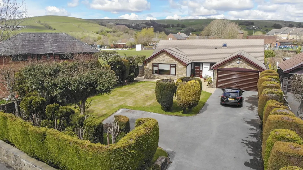 5 bed house for sale, Greensnook Lane, Bacup
