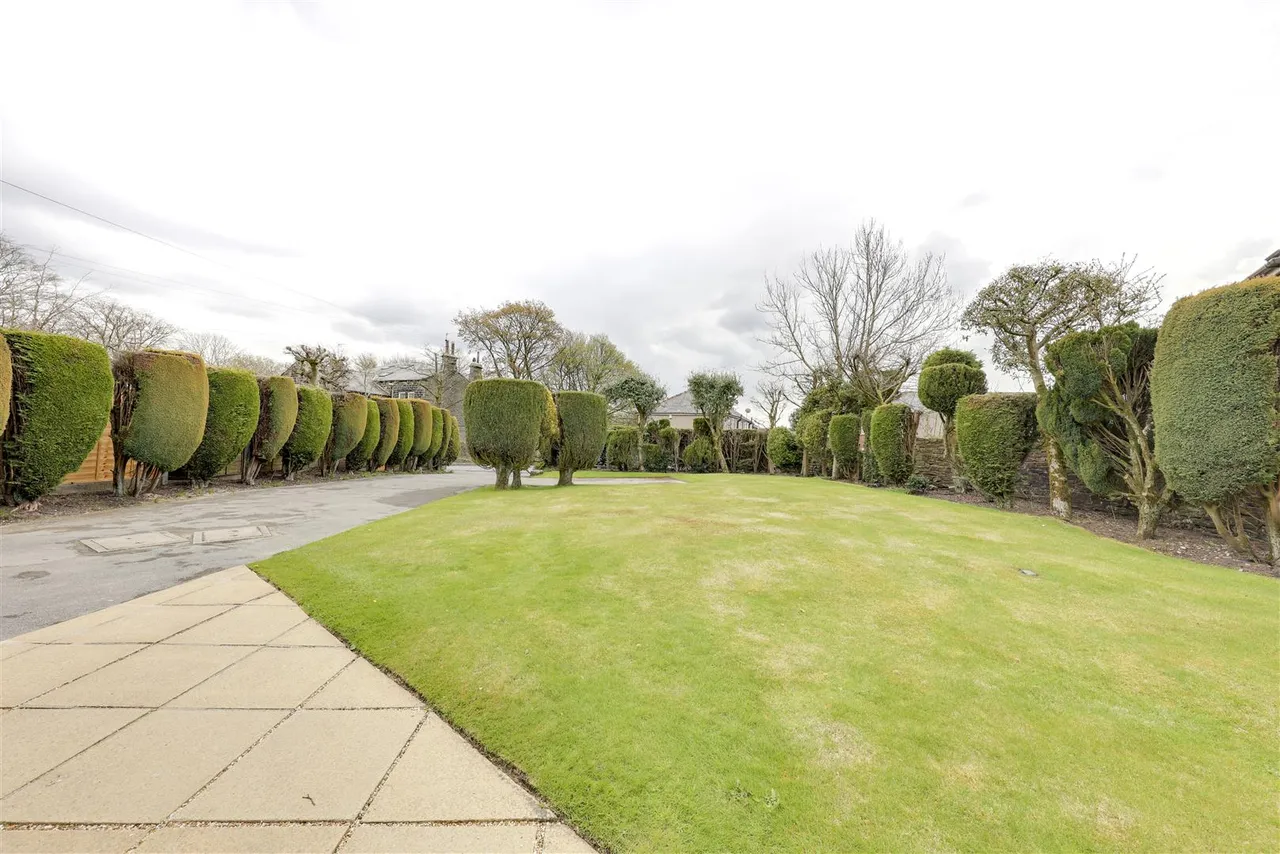 Greensnook Lane, Bacup, photo 4