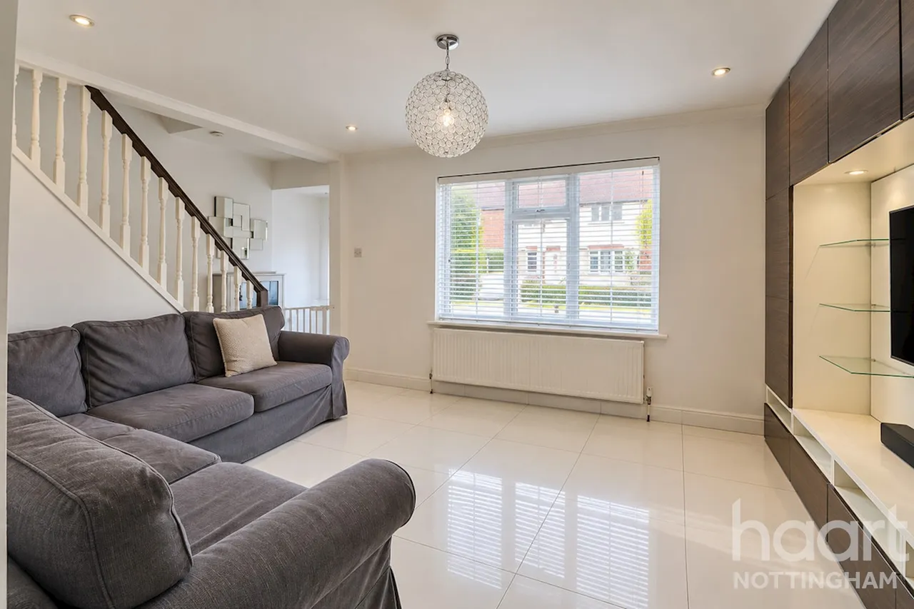 Manton Crescent, NG9, photo 3