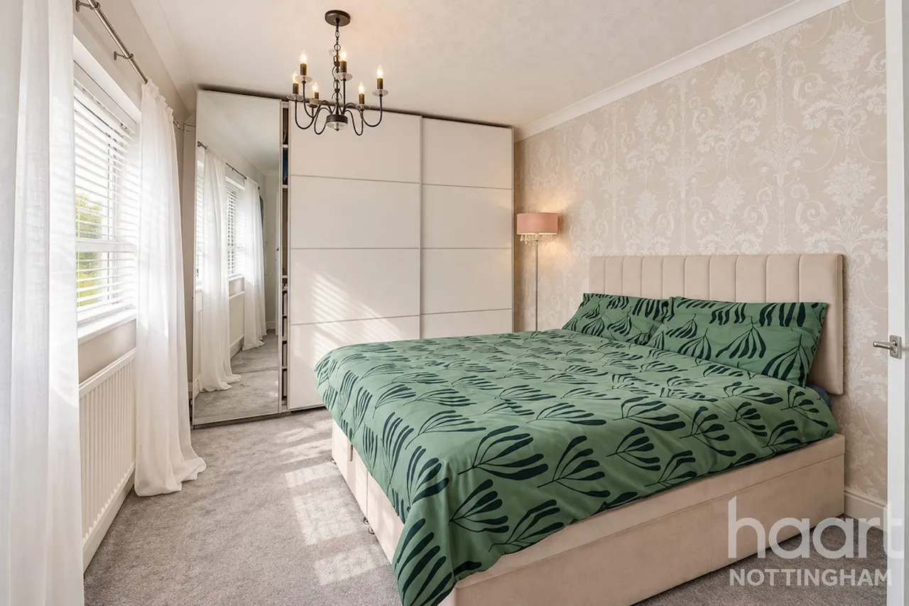 Manton Crescent, NG9, photo 8