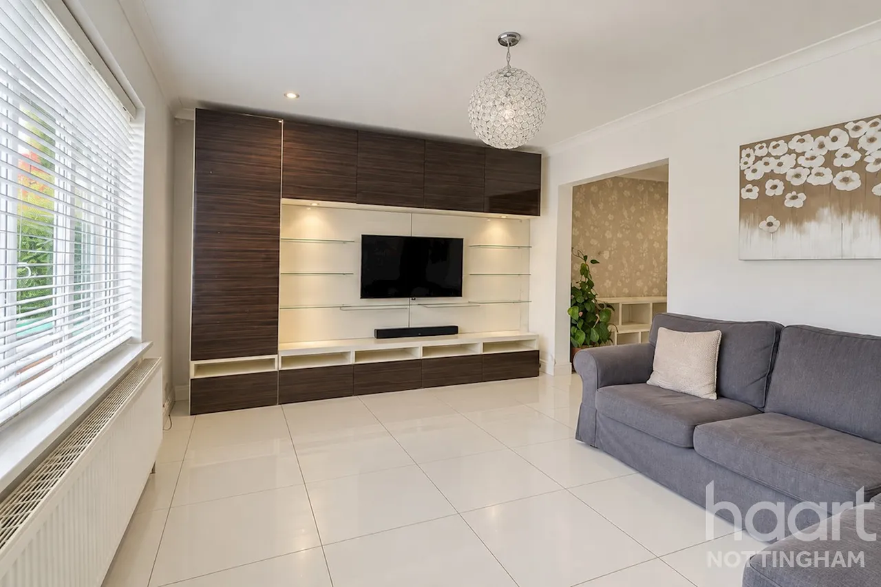 Manton Crescent, NG9, photo 2