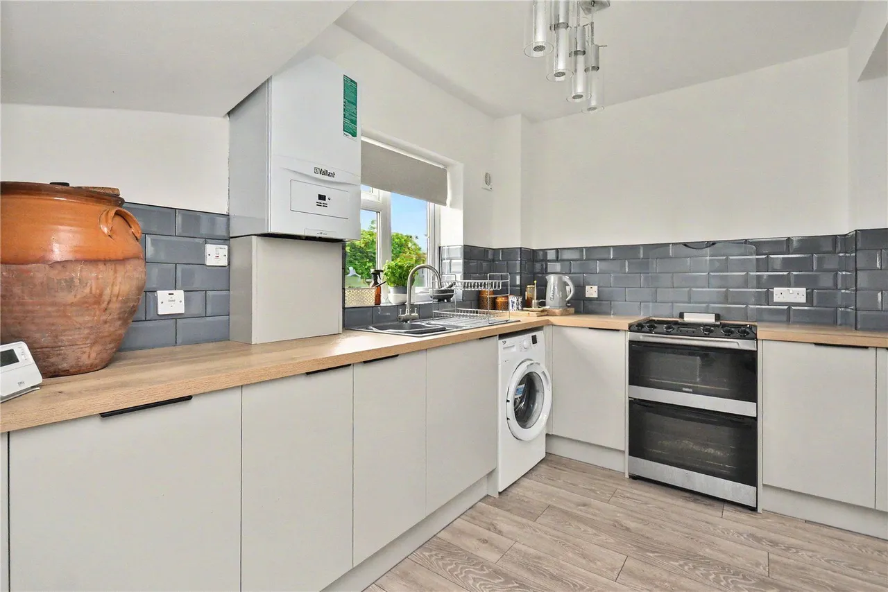 Poole Square, Leeds, LS15, photo 11
