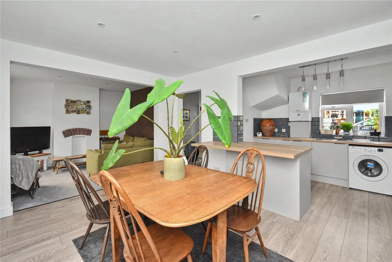 Poole Square, Leeds, LS15, photo 12