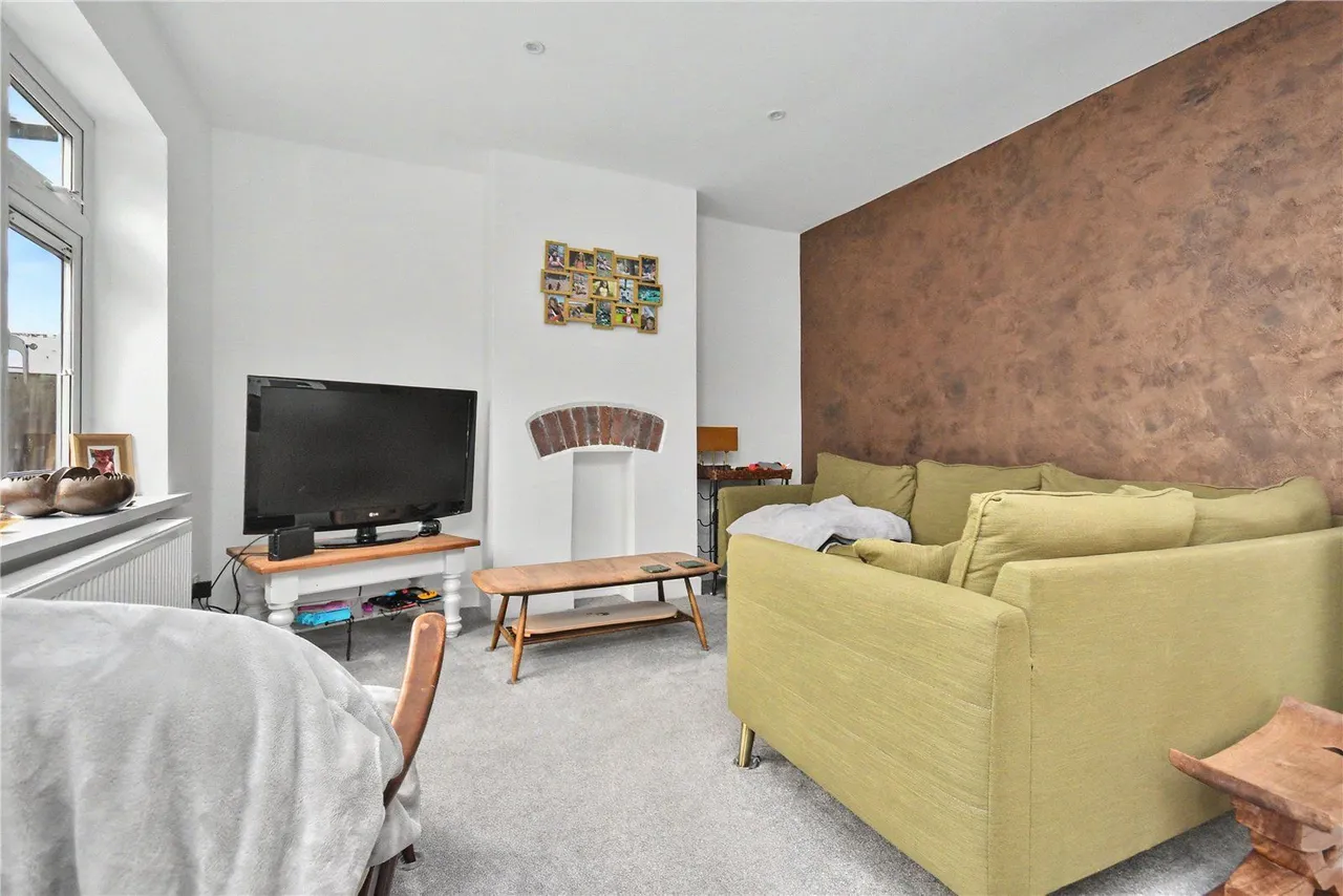 Poole Square, Leeds, LS15, photo 3