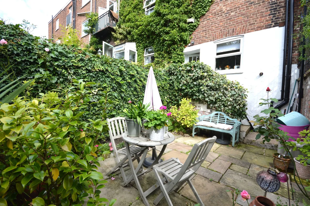 Vale Close, Stockport, photo 4