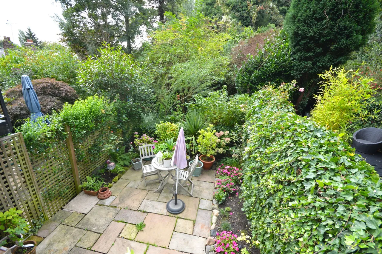 Vale Close, Stockport, photo 23
