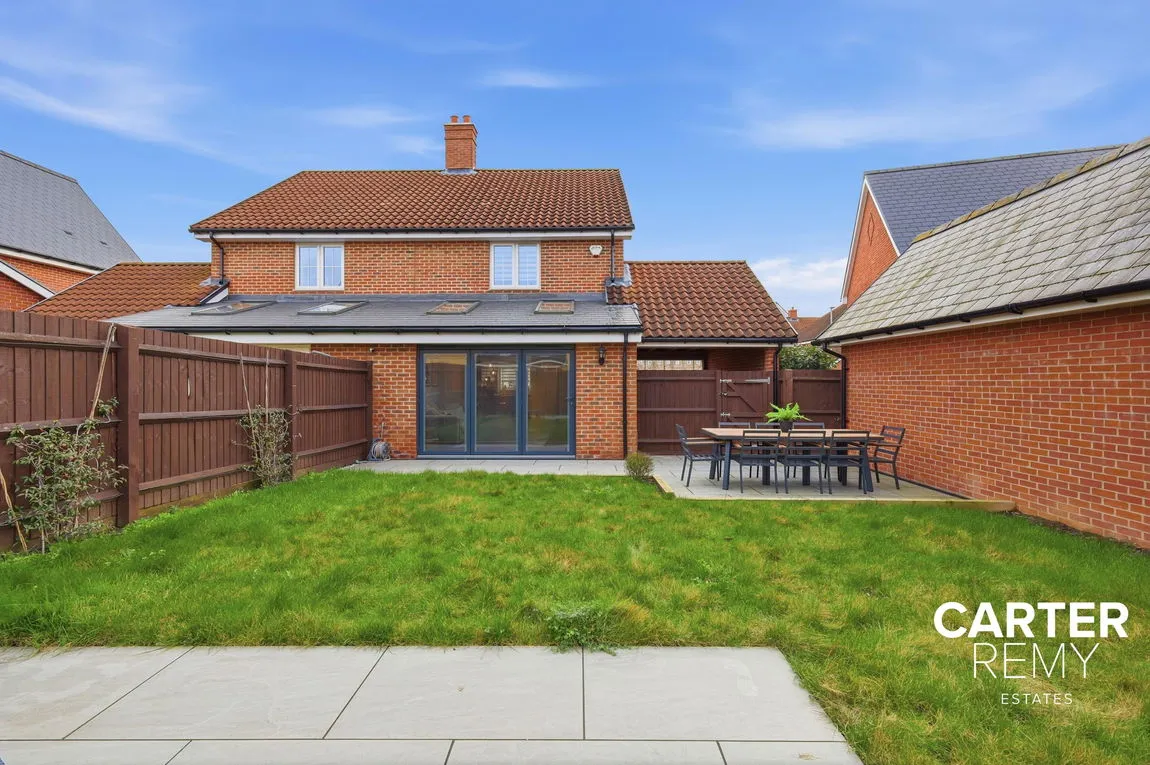 Croot Place, Runwell, Wickford, Essex, SS11 7LB, photo 4