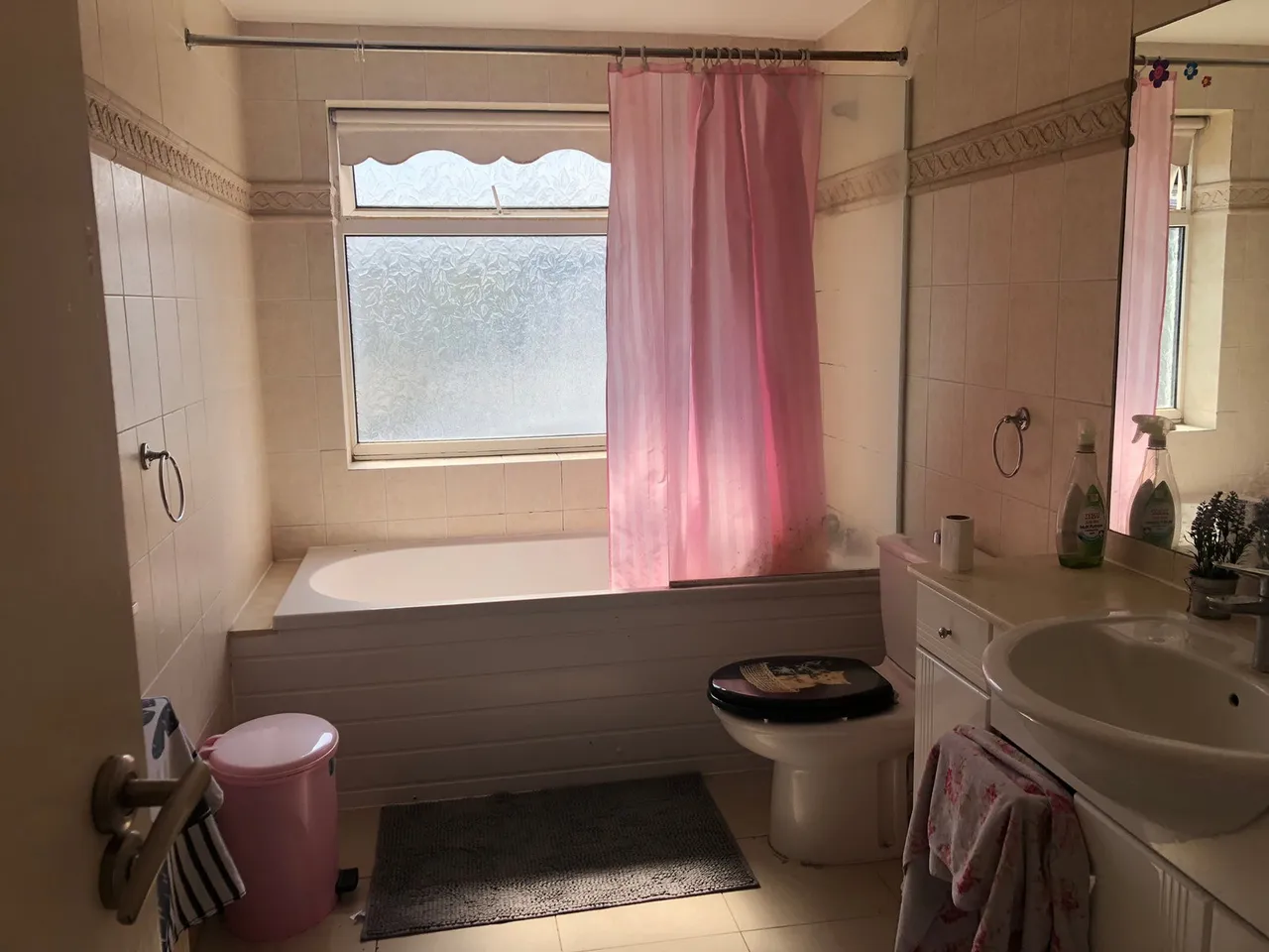 Leeside Crescent, Temple Fortune, Golders Green NW11, photo 7