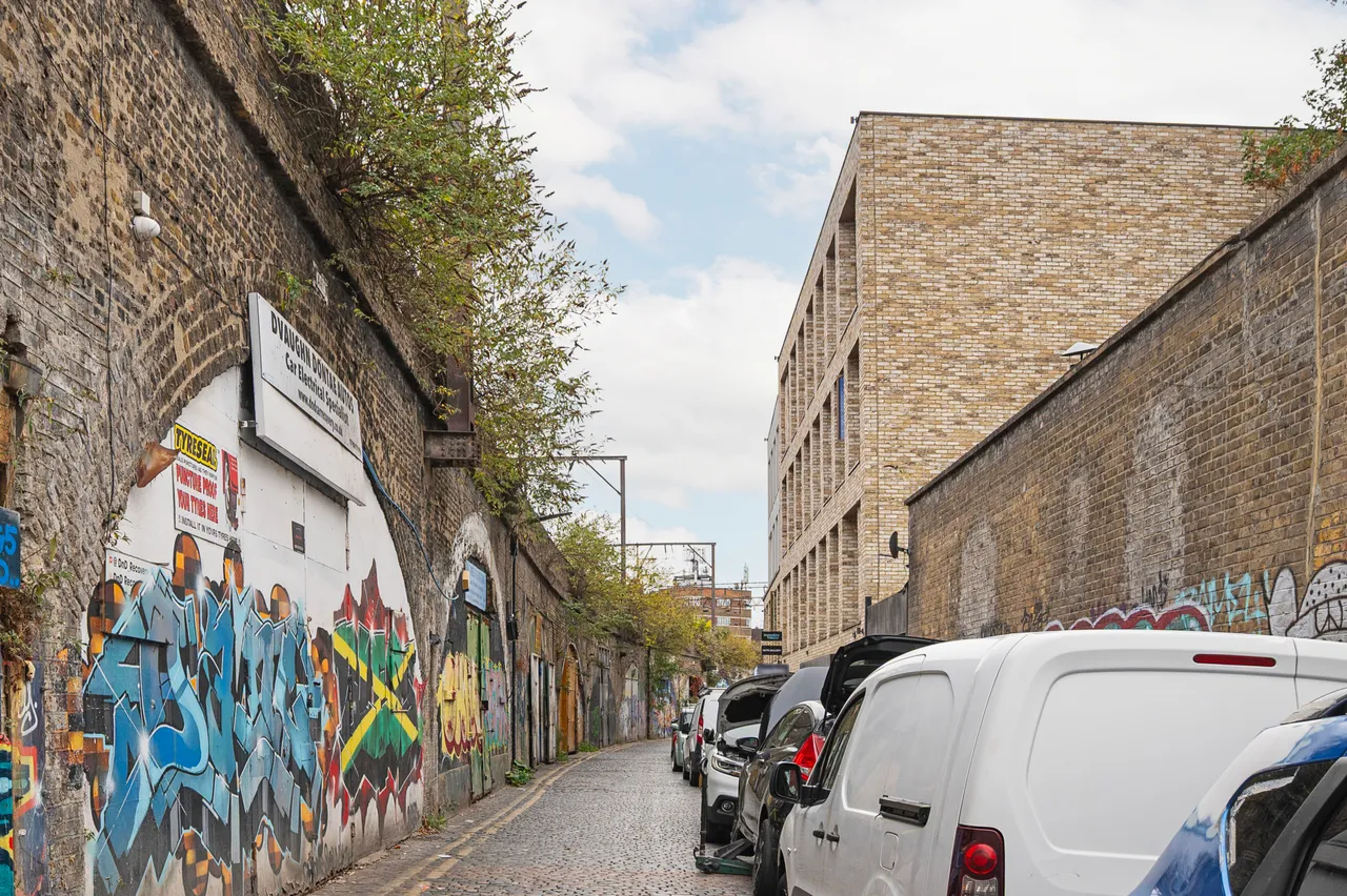 London, E8, photo 14