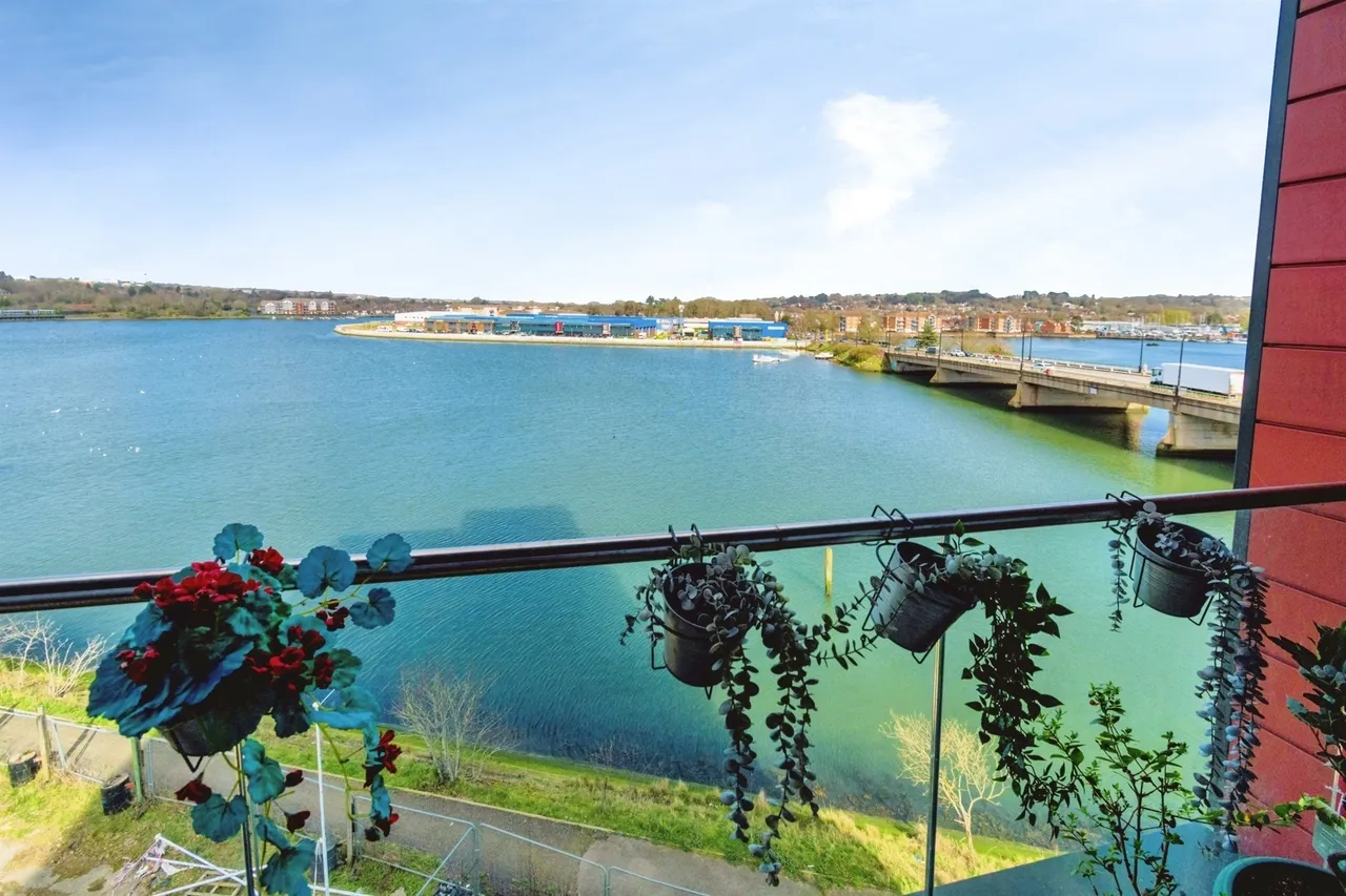 Meridian Way, Southampton, SO14, photo 14