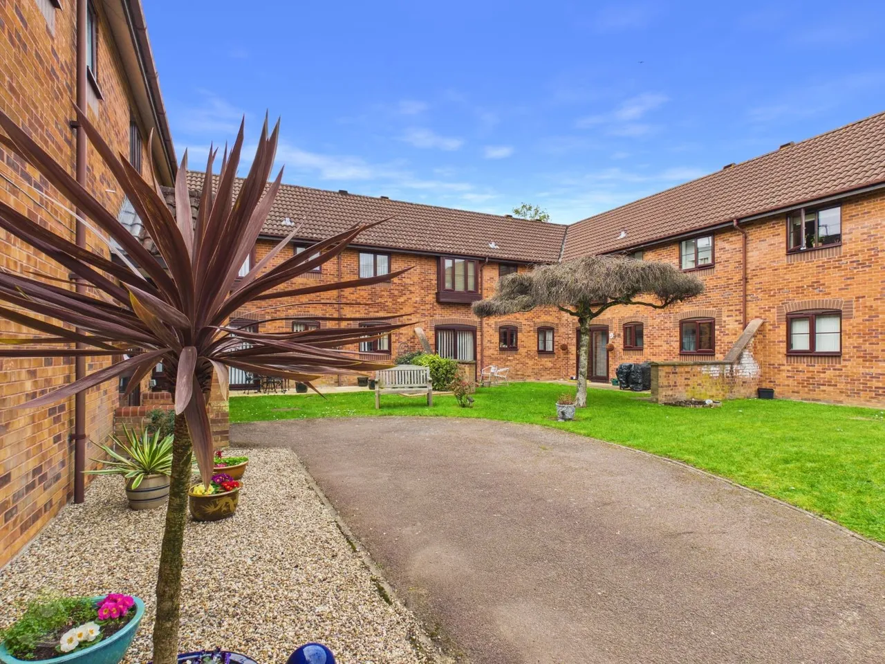 2 bed retirement property for sale, Armstrong Road, Norwich, NR7