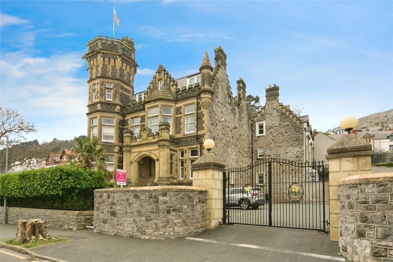 Church Walks, Llandudno, LL30, photo 22