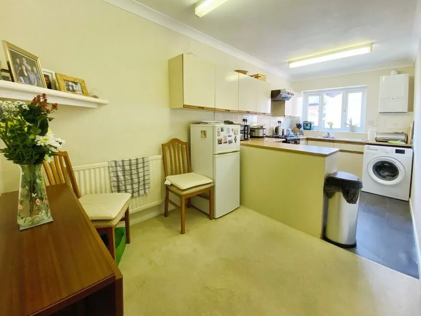 Station Road, Marple, Cheshire, SK6, photo 7