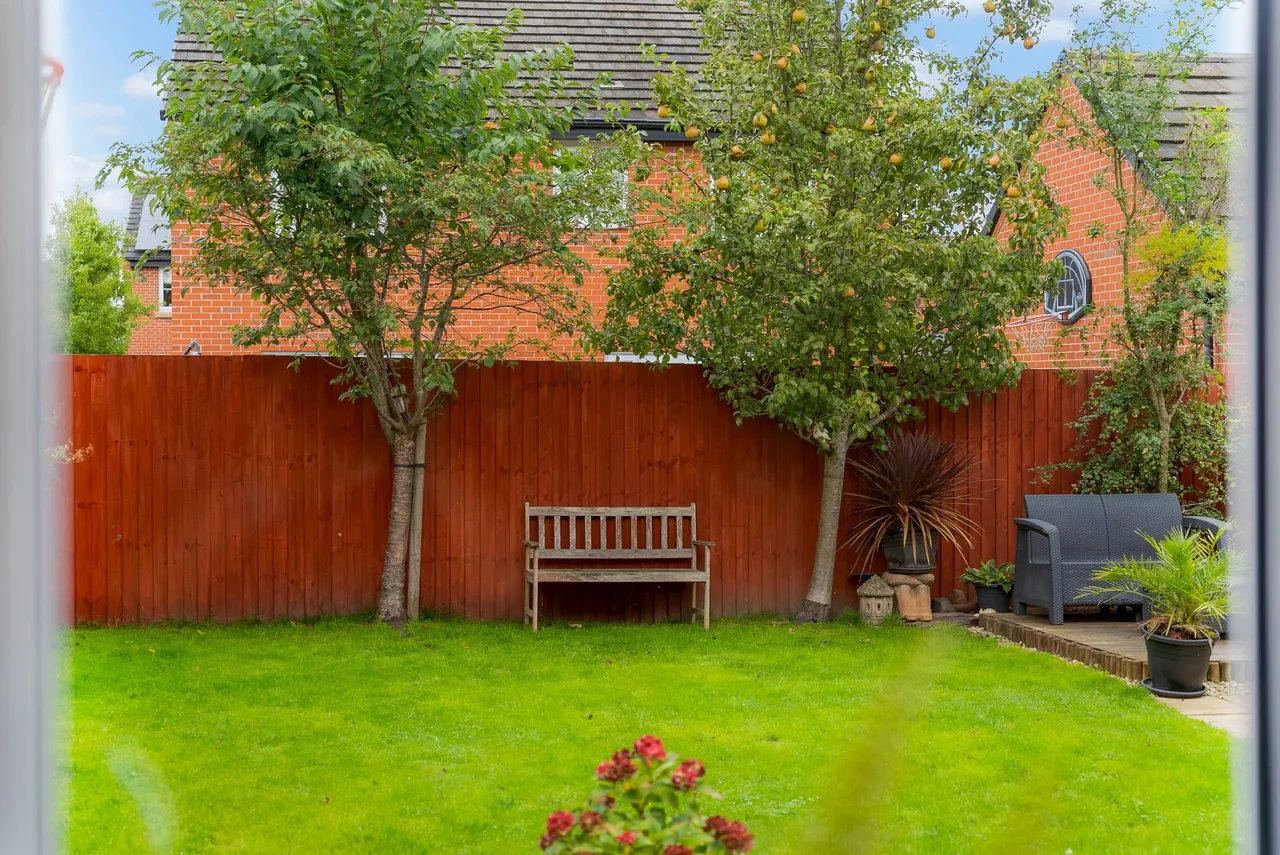 Northumberland Road, Widnes, WA8, photo 24