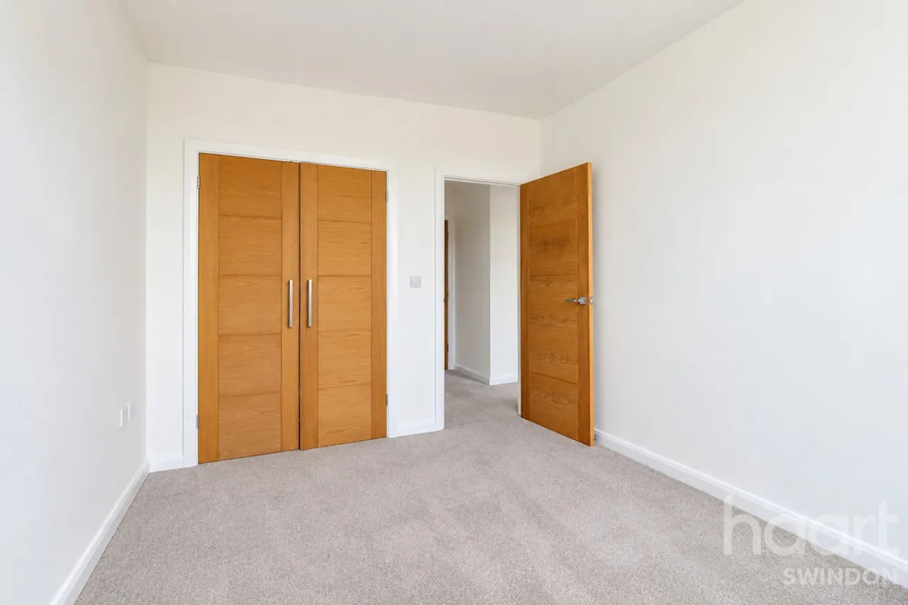 Bentham Close, Swindon, SN5, photo 5