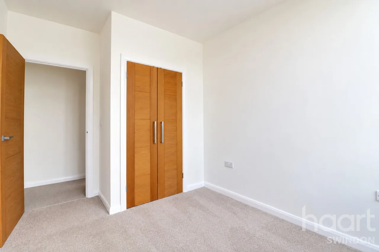 Bentham Close, Swindon, SN5, photo 8