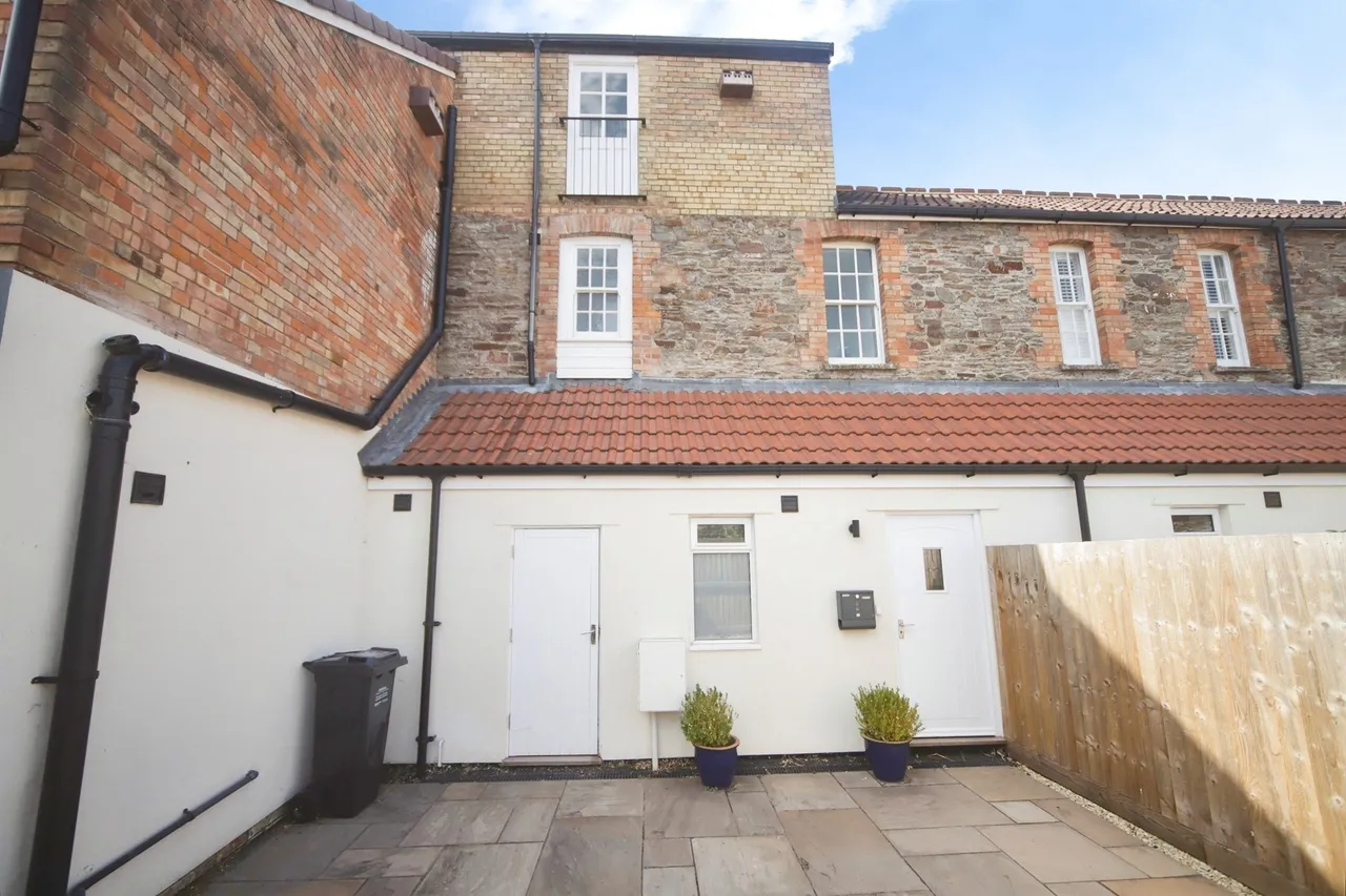 Wilton Terrace, Taunton, TA1, photo 14
