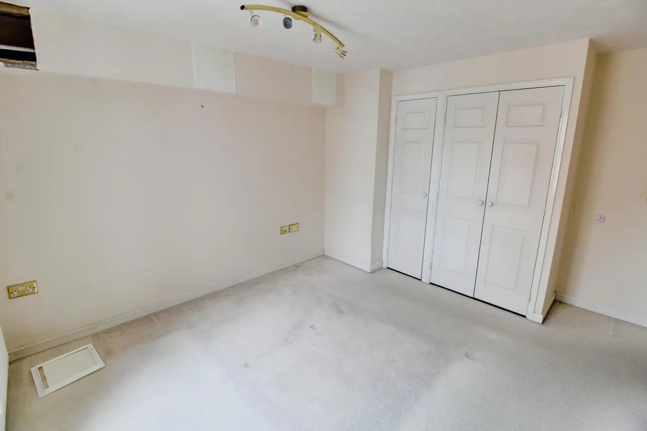East Water Crescent, Hampton Vale, PE7, photo 7