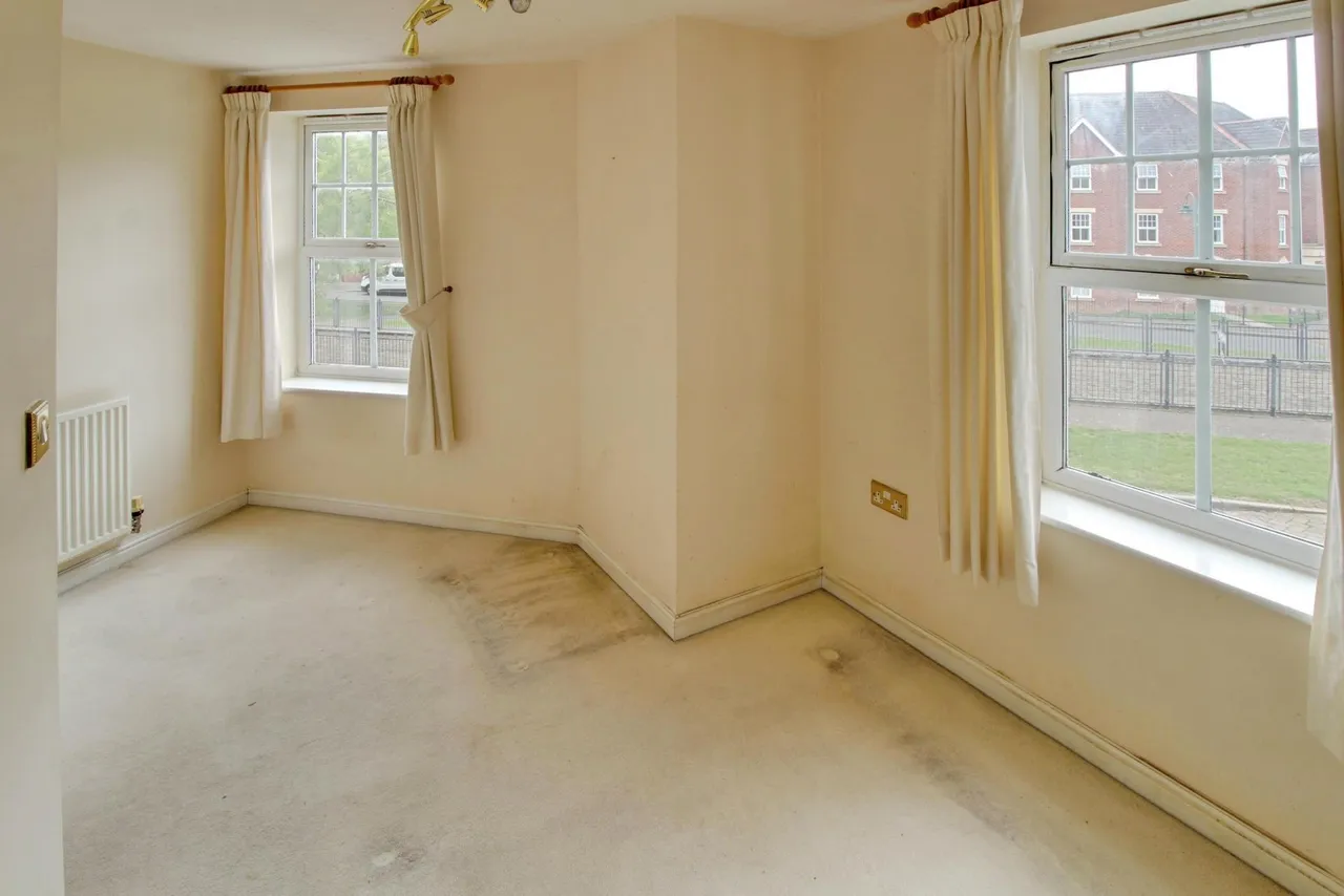 East Water Crescent, Hampton Vale, PE7, photo 10
